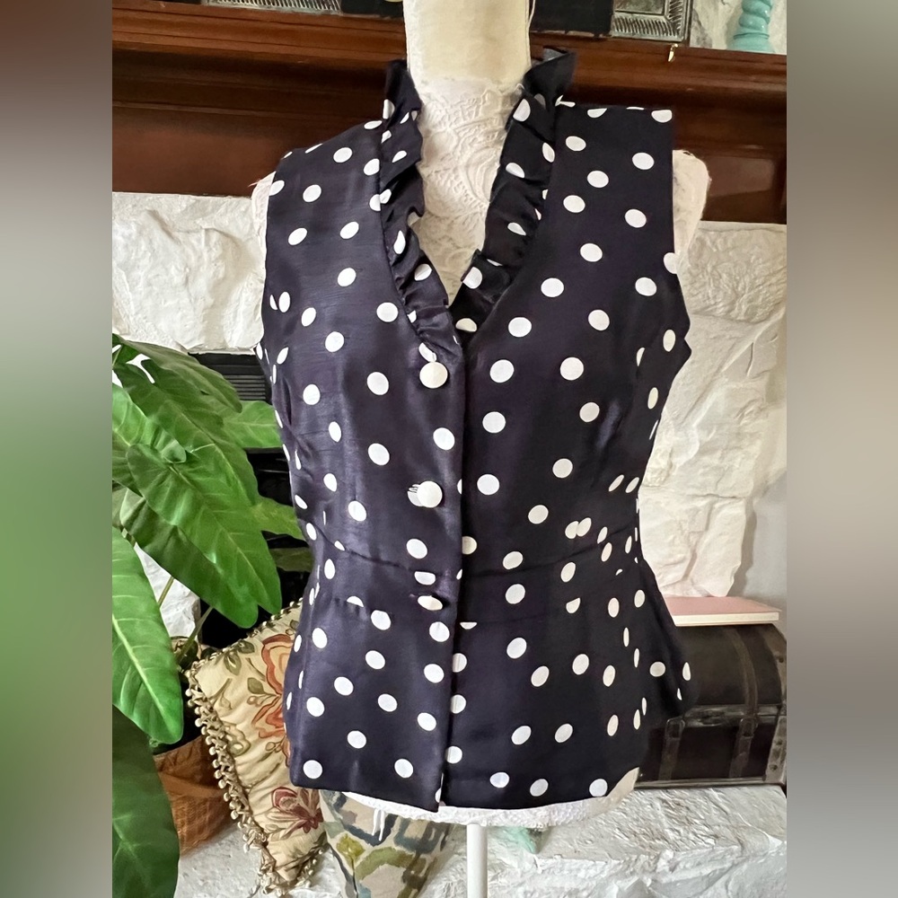 Danny & Nicole Blue and White Polka Dot Ruffle Sleeveless Top Women’s Size 12P